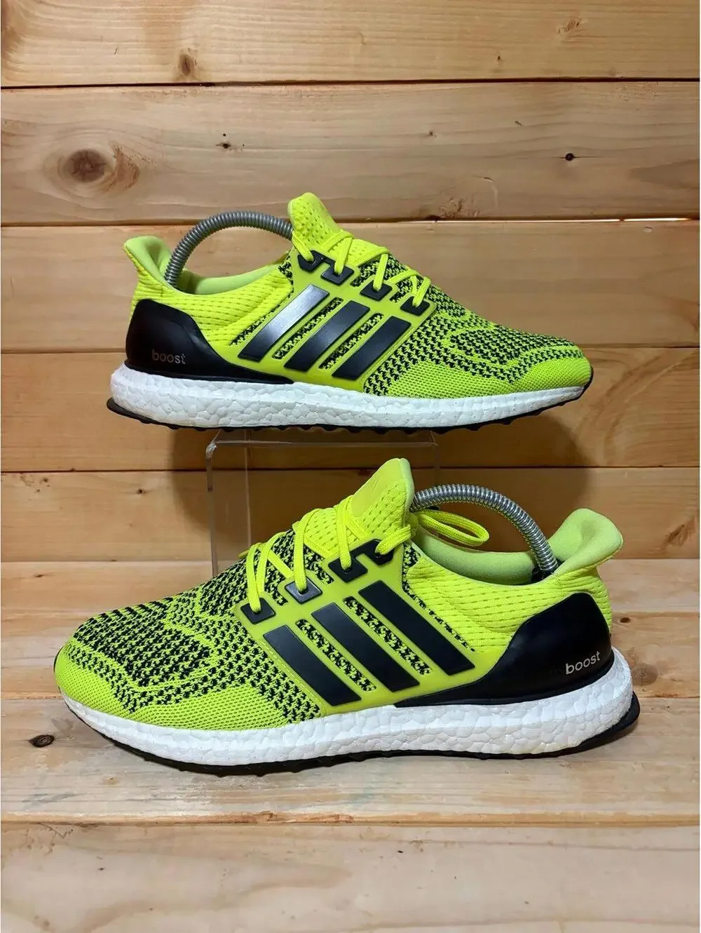 Original 2016 Adidas Ultra Boost 1.0  Solar Yellow - s77414 - Mens size 8.5